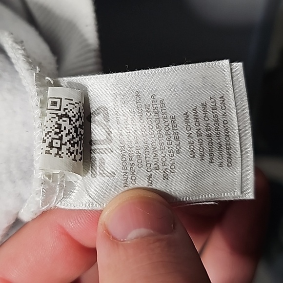 Fila medium gold and white long sleeve sweater - Picture 7 of 7